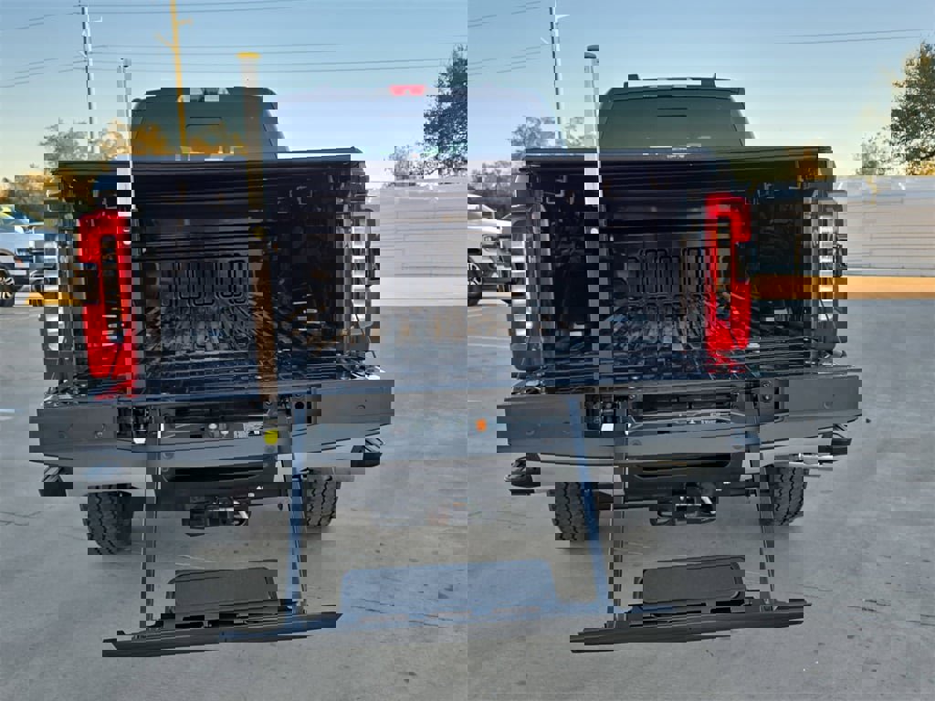 Used 2024 Ford F350 King Ranch w/ Chrome Package image 12