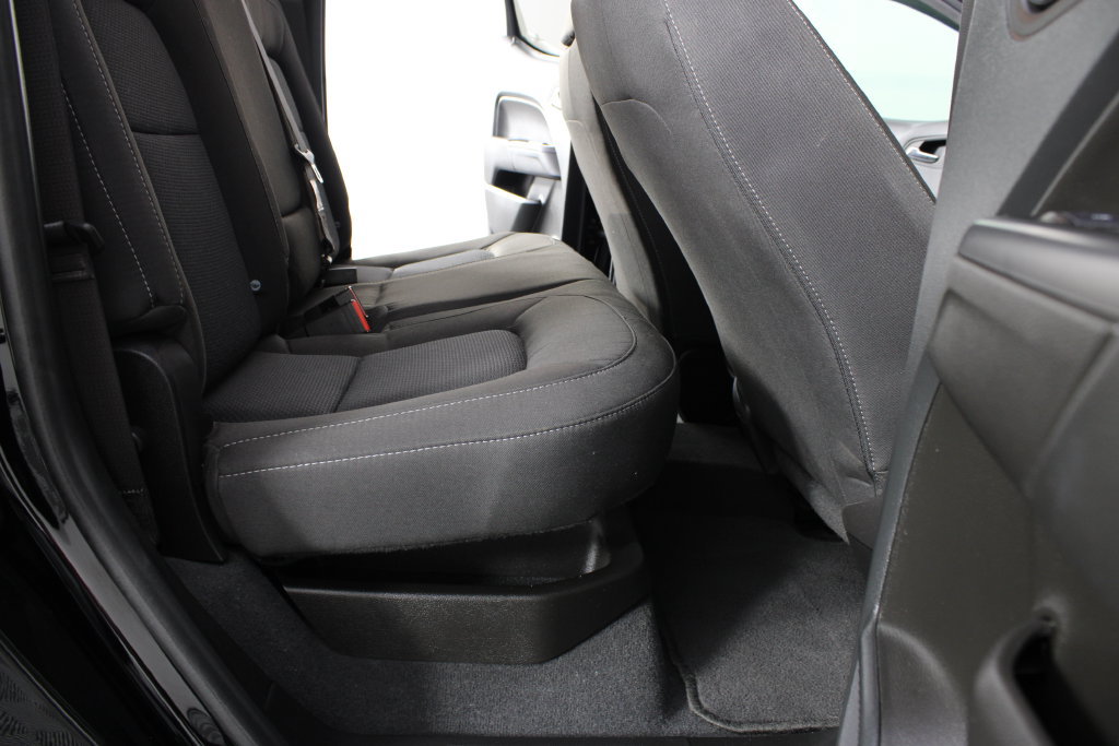 Used 2022 Chevrolet Colorado LT AWD/4WD image 18