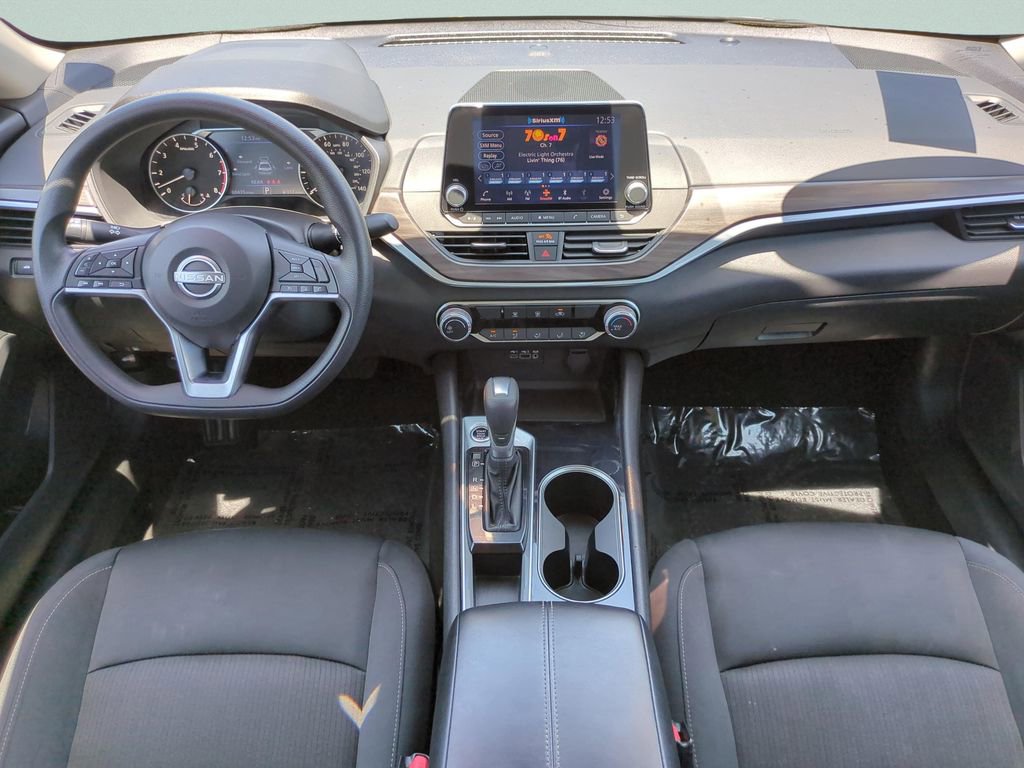 Certified 2024 Nissan Altima 2.5 SV FWD image 20