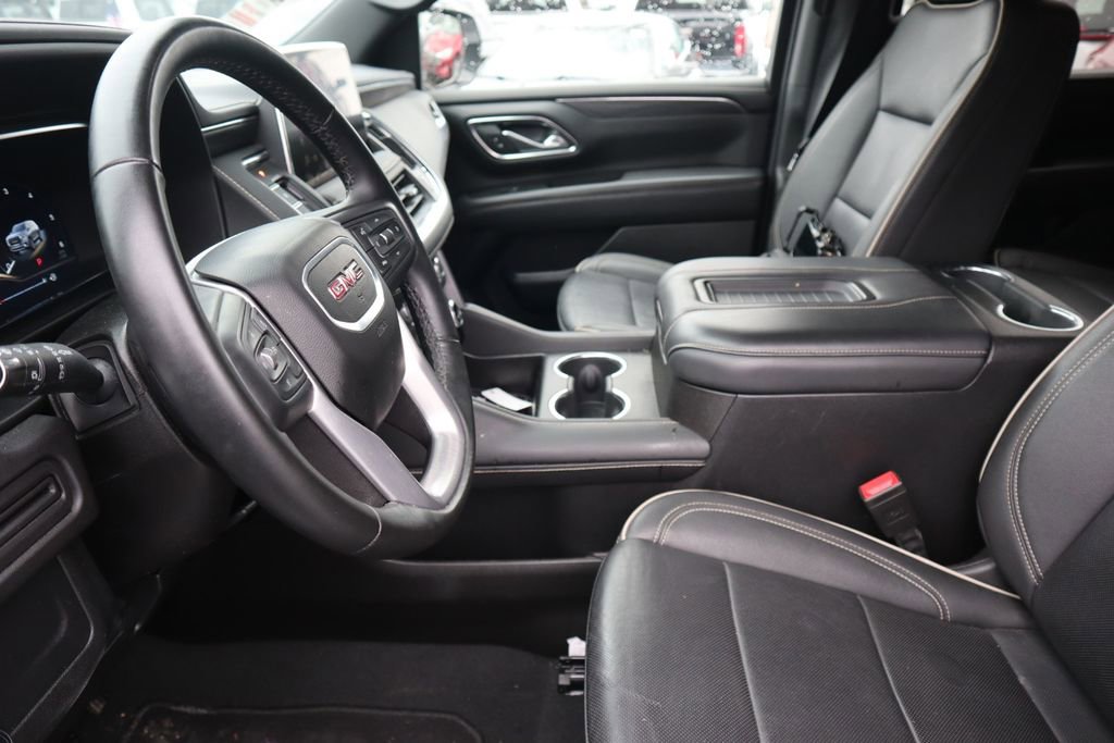Used 2024 GMC Yukon XL SLT image 14