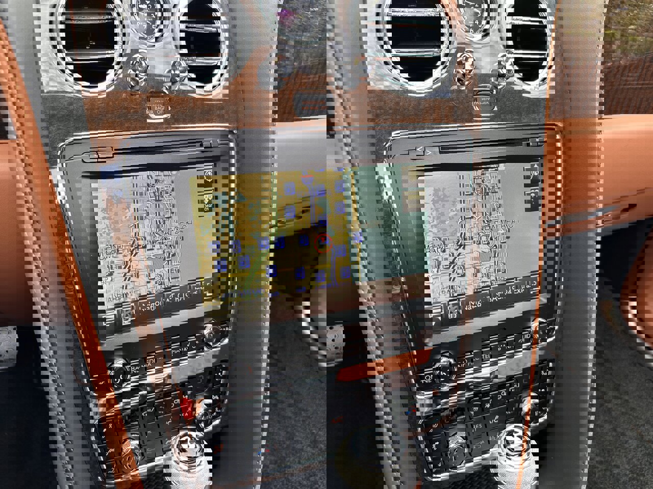 Used 2015 Bentley Flying Spur V8 image 16