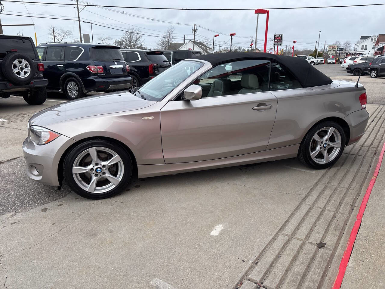 Used 2012 BMW 128i Convertible RWD image 10