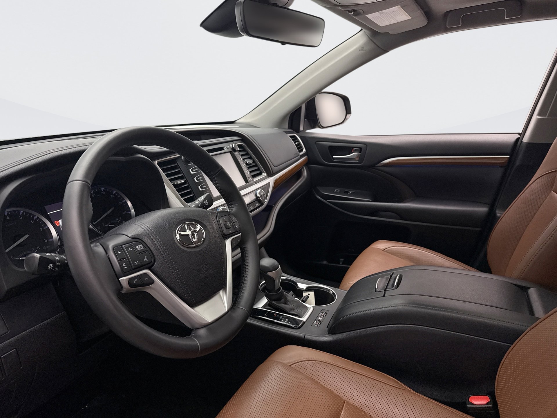 Used 2018 Toyota Highlander Limited AWD/4WD image 10