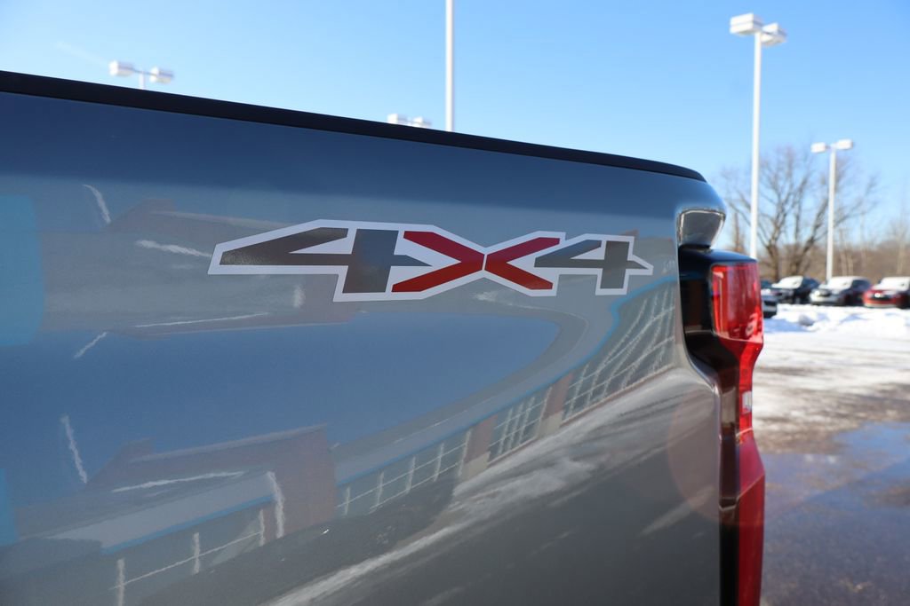 Used 2024 Chevrolet Silverado 3500 LTZ image 34