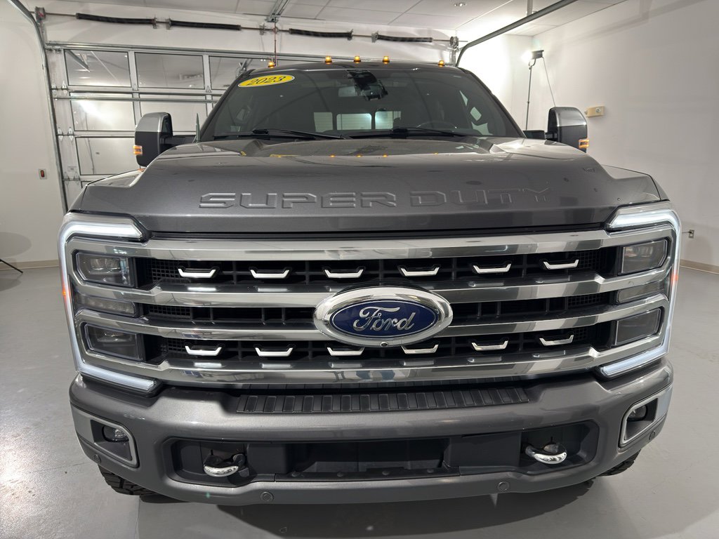Used 2023 Ford F350 Platinum image 2
