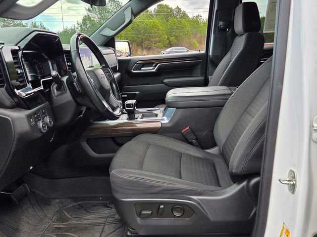 Used 2023 Chevrolet Silverado 1500 RST w/ Convenience Package II image 5