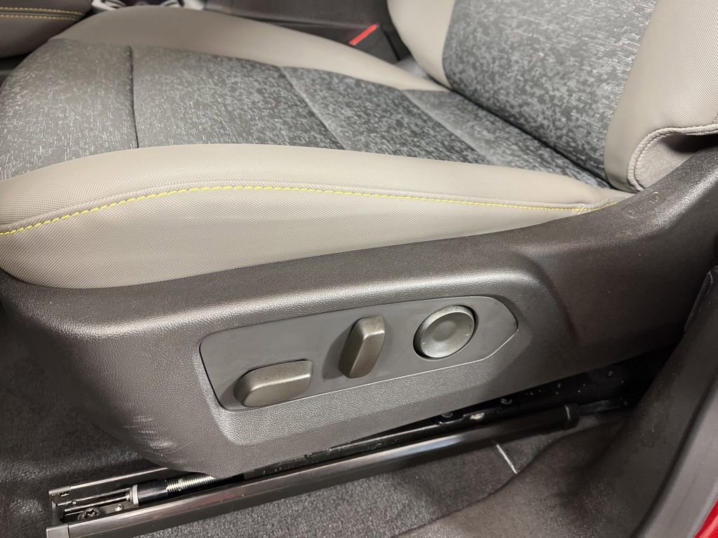 Certified 2024 Chevrolet Colorado ZR2 w/ Technology Package image 26