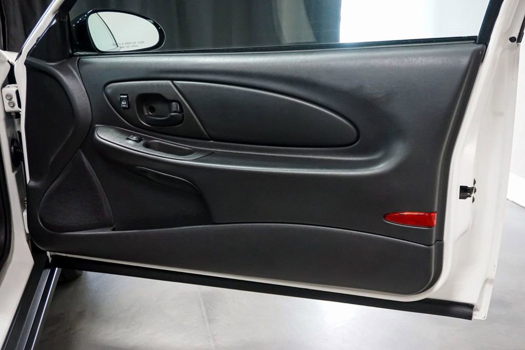 Used 2004 Chevrolet Monte Carlo LS w/ Preferred Equipment Group image 33