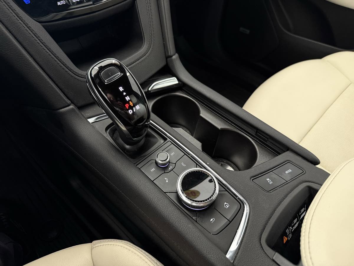 Used 2020 Cadillac XT6 Sport AWD/4WD image 43