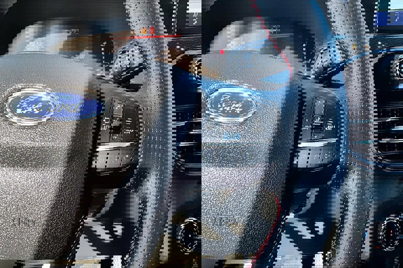 Used 2025 Ford Escape ST-Line FWD image 23