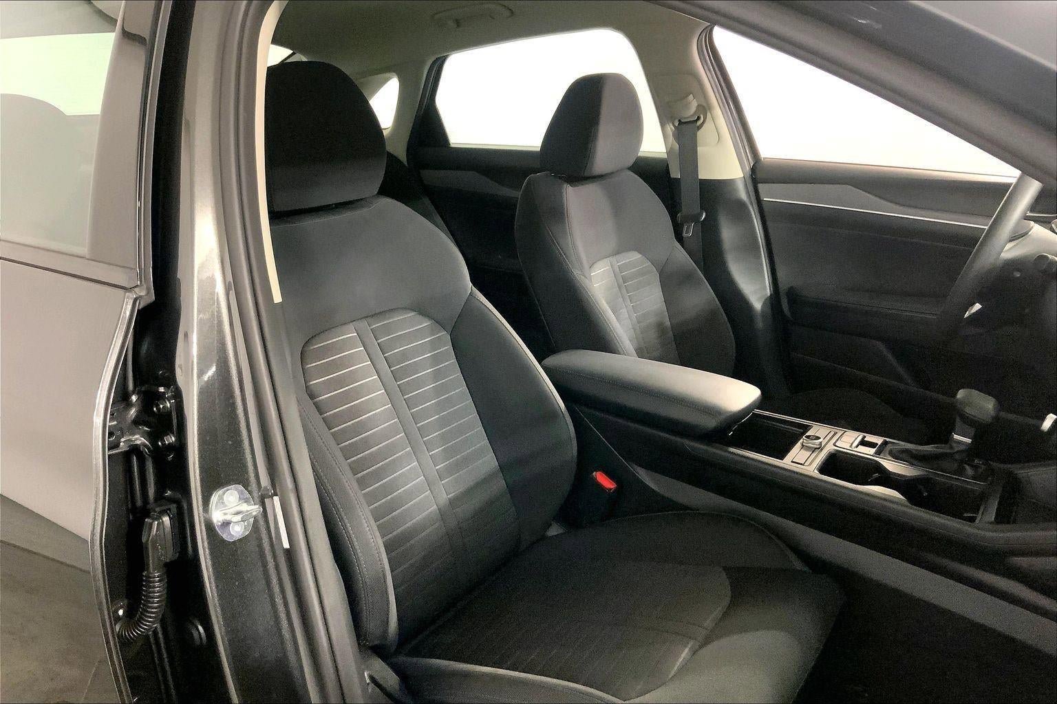 Used 2025 Kia K5 LXS FWD image 7
