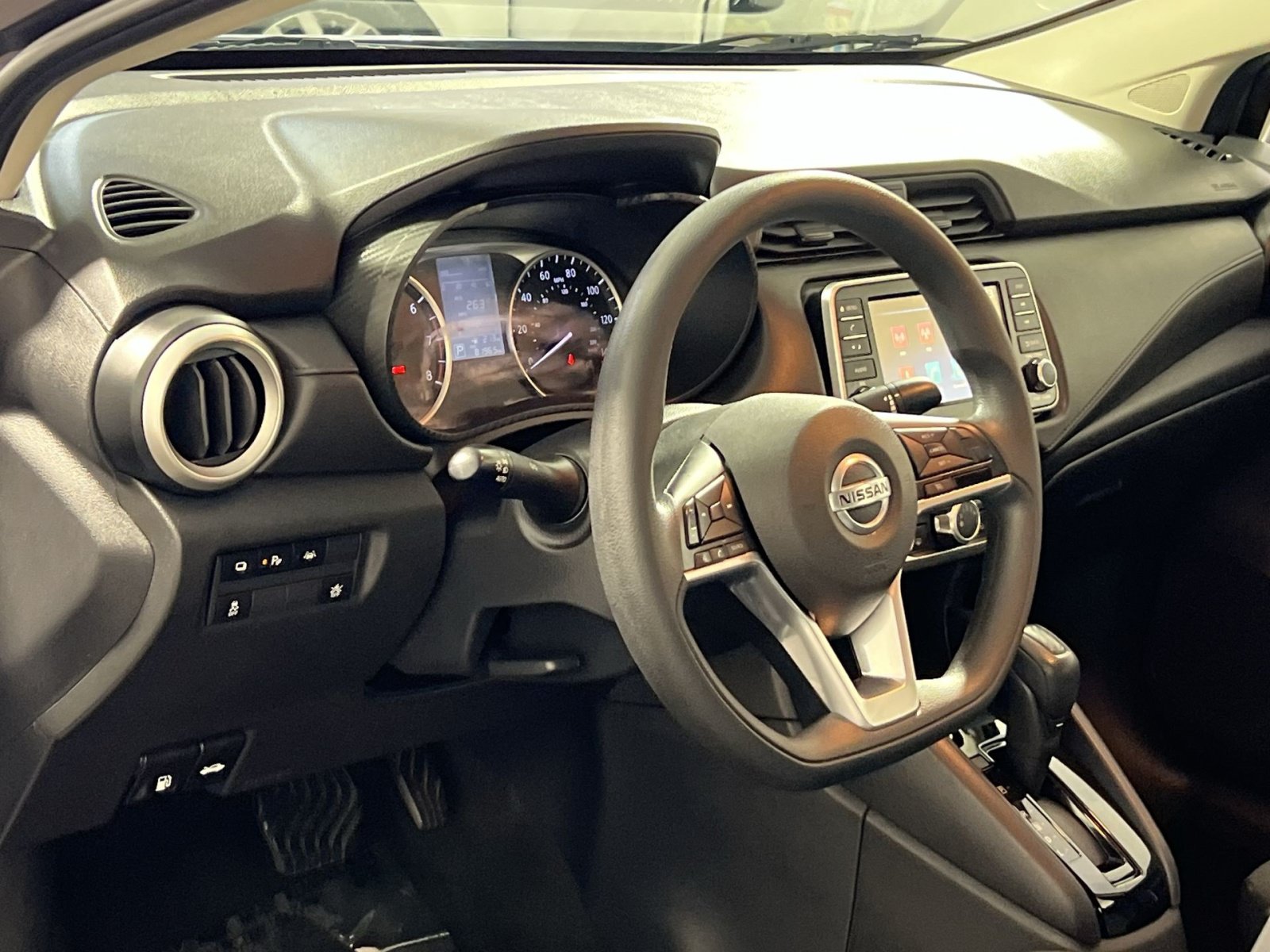 Used 2021 Nissan Versa S FWD image 16