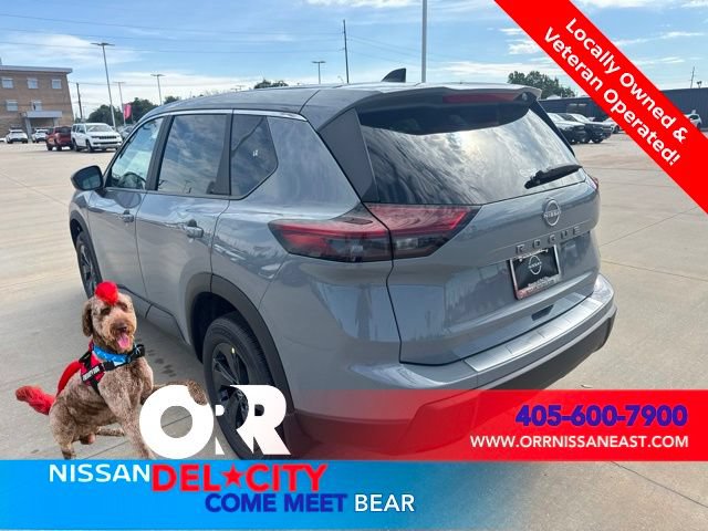 New 2026 Nissan Rogue SV FWD image 3