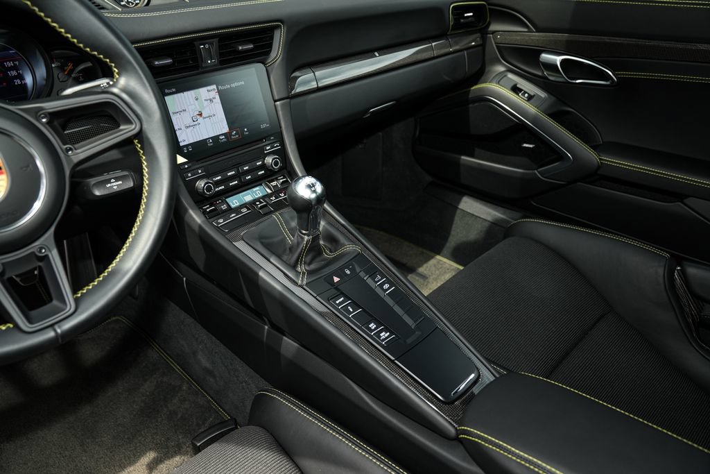 Certified 2018 Porsche 911 GT3 RWD image 25