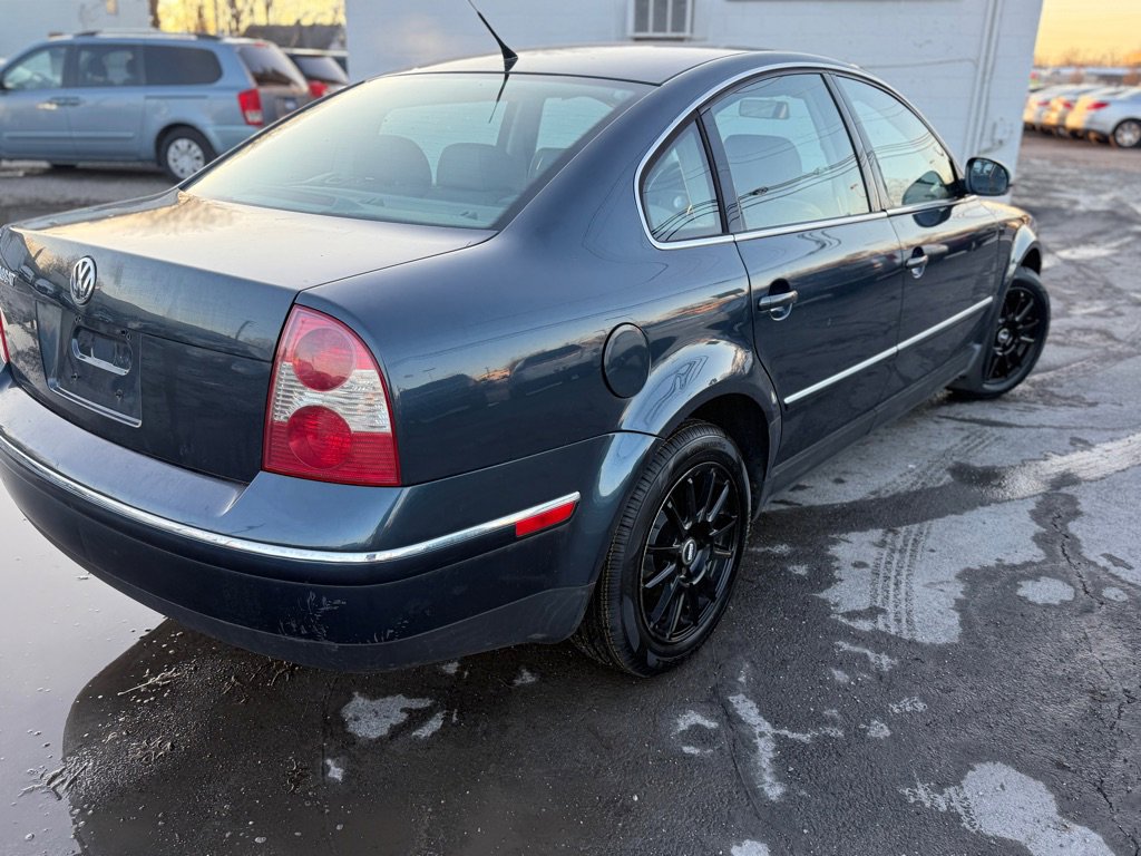 Used 2005 Volkswagen Passat GLS image 6