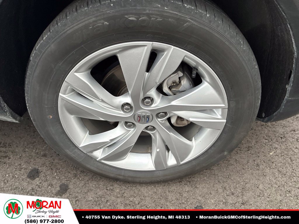Certified 2024 Buick Encore GX Preferred AWD/4WD image 4