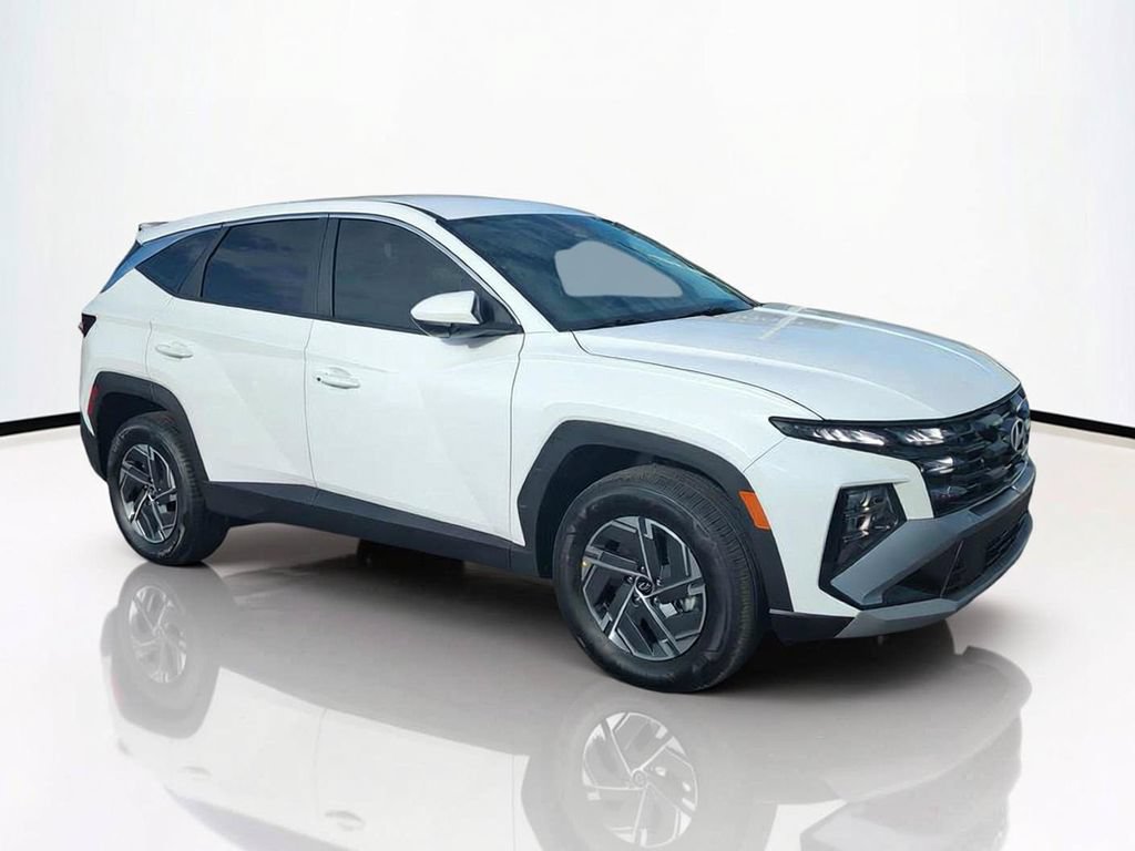 New 2026 Hyundai Tucson Blue SE AWD/4WD image 2