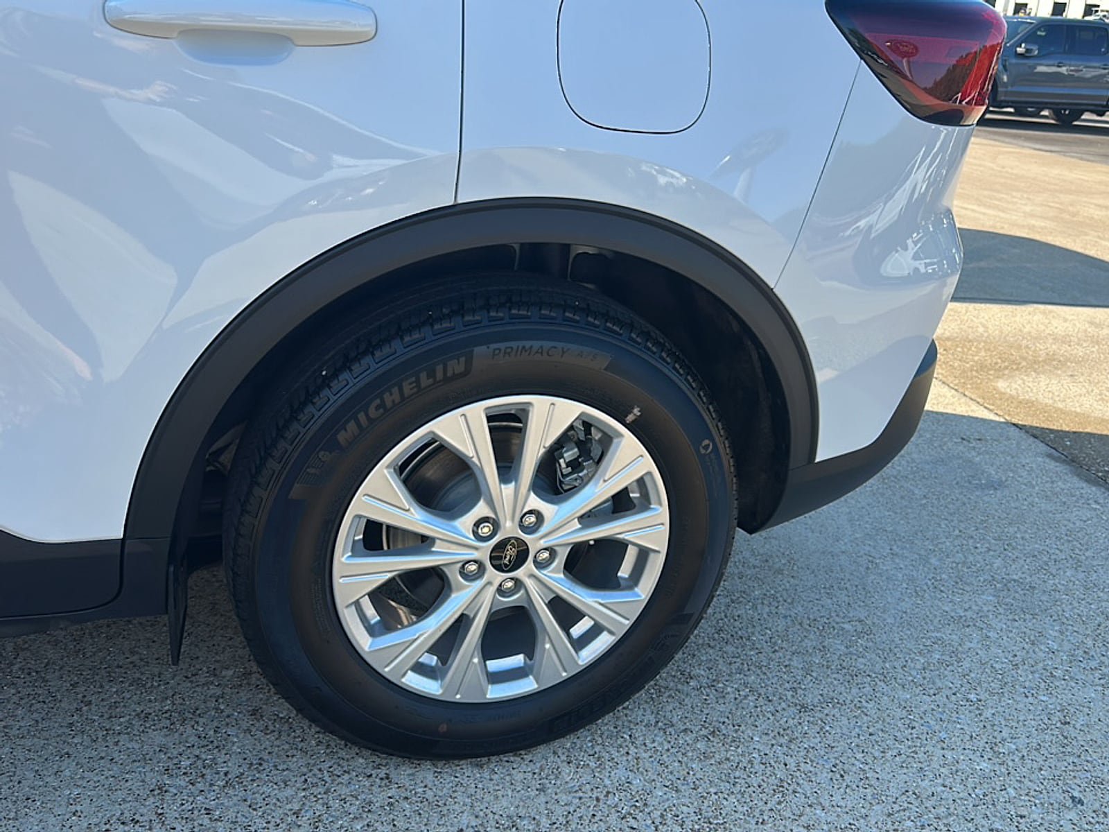 Used 2024 Ford Escape Active w/ Cold Weather Package FWD image 9