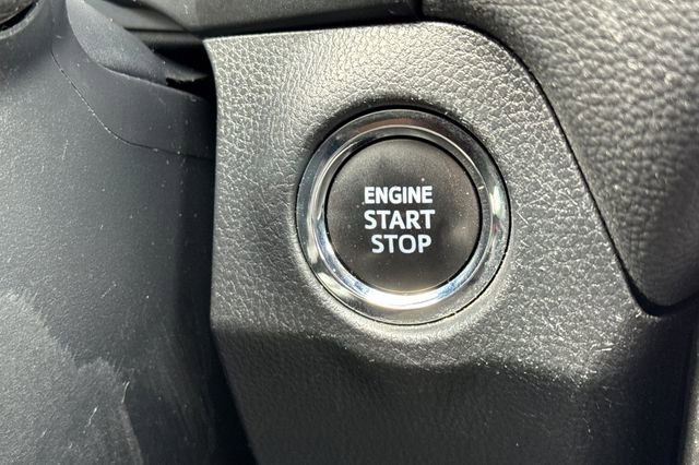 Used 2023 Toyota RAV4 XLE FWD image 25