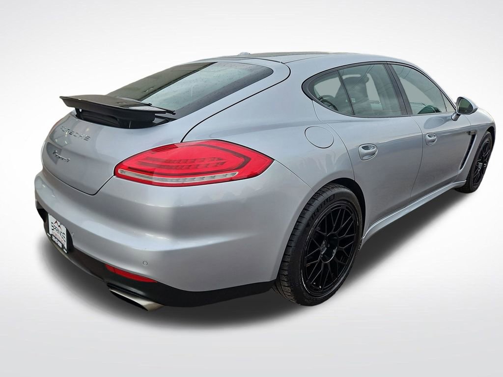 Used 2015 Porsche Panamera image 5