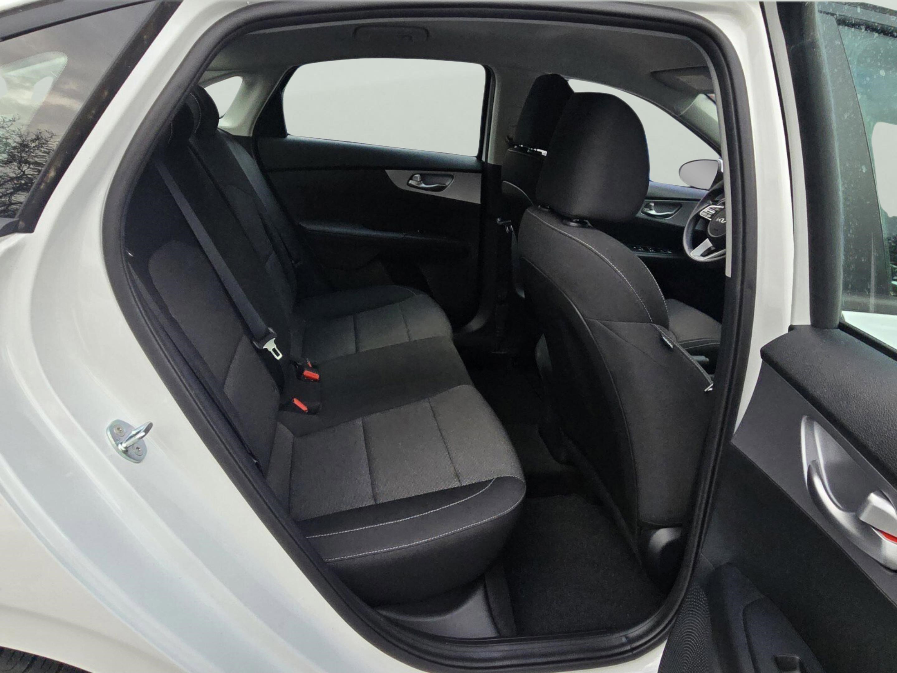 Used 2023 Kia Forte LXS w/ LXS Technology Package image 20