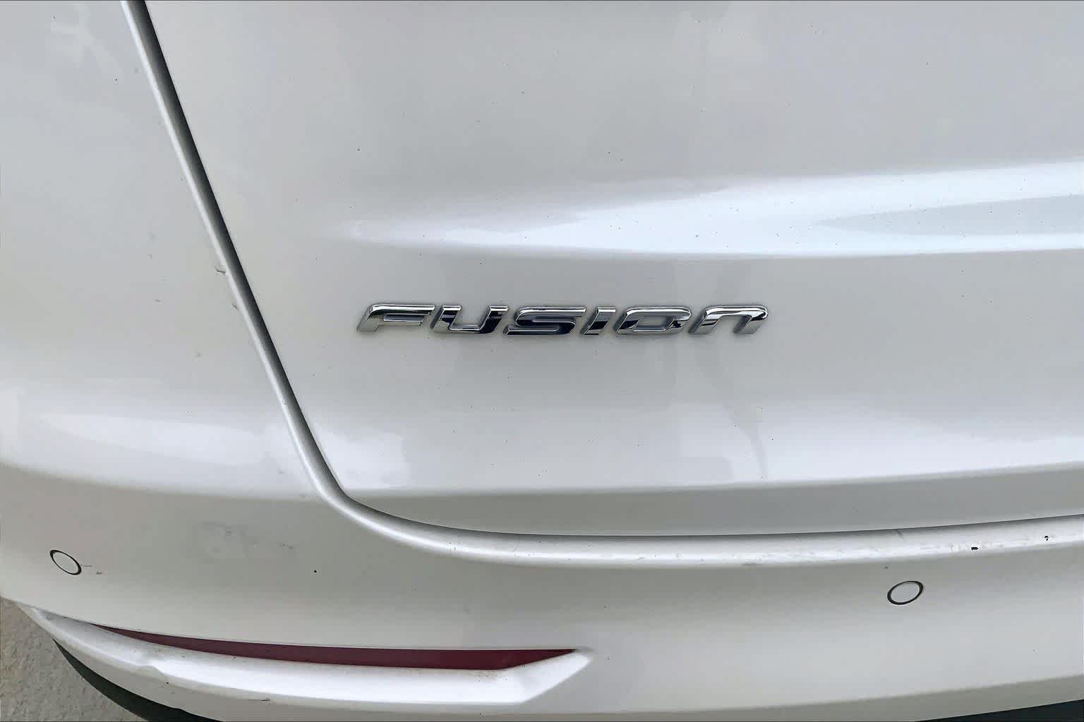 Used 2020 Ford Fusion SEL FWD image 33