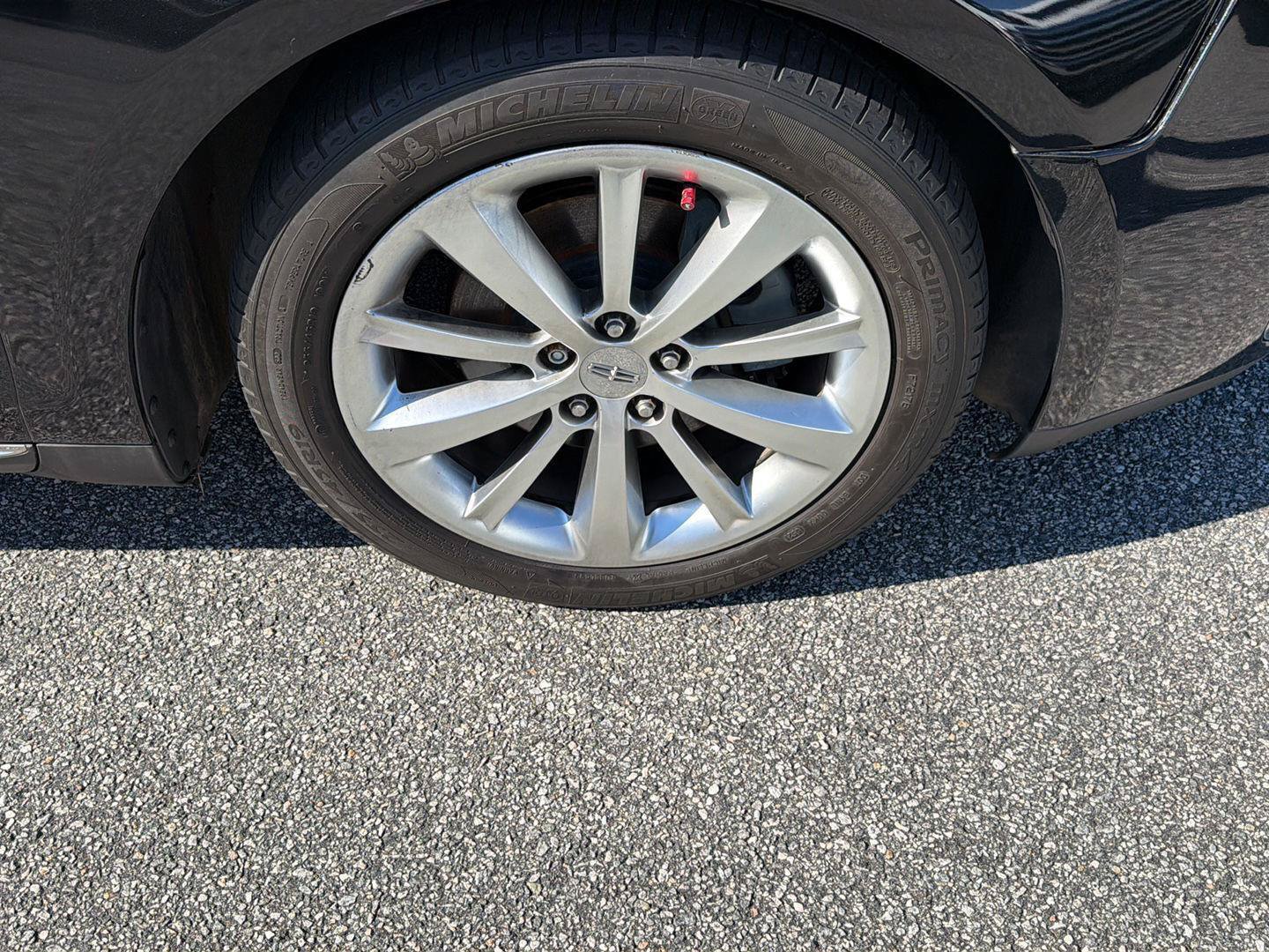 Used 2010 Lincoln MKS FWD image 43