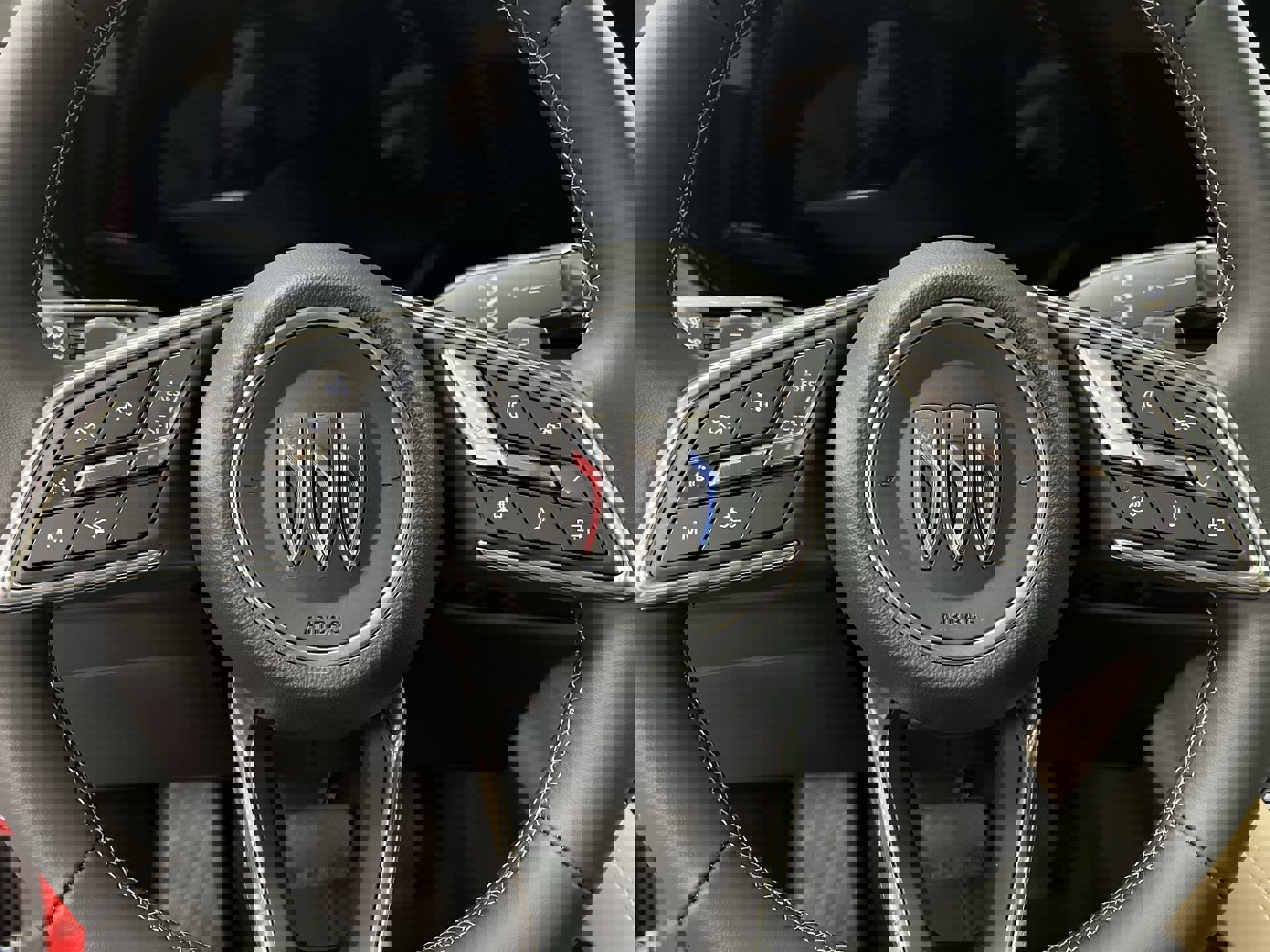 New 2025 Buick Envision Preferred image 46