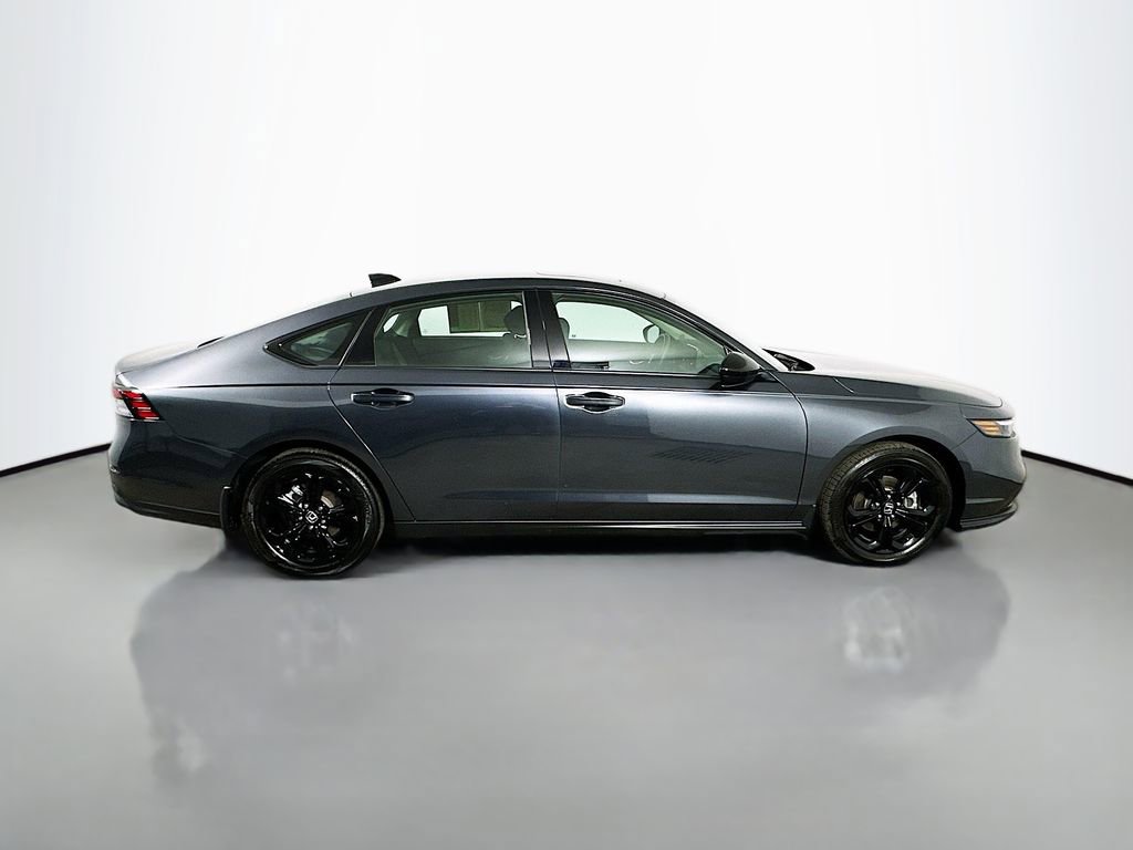 Used 2025 Honda Accord SE image 7