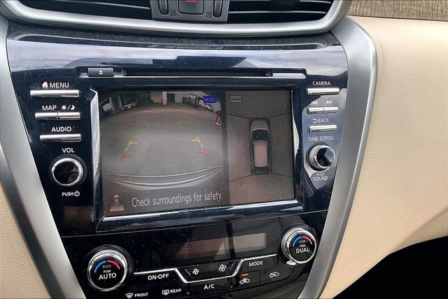 Used 2023 Nissan Murano SL w/ Cargo Package image 11