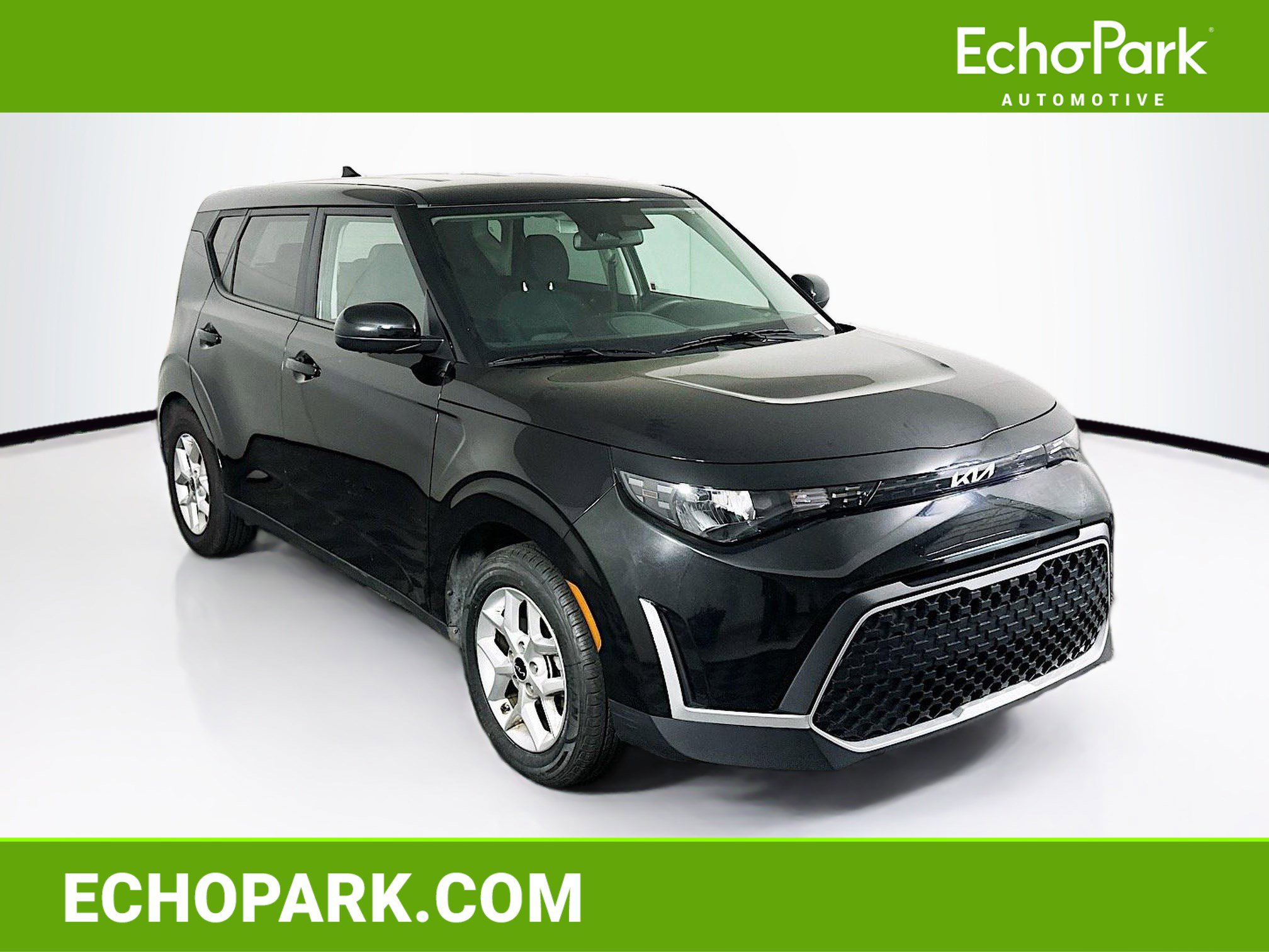 Used 2025 Kia Soul LX w/ LX Technology Package image 1