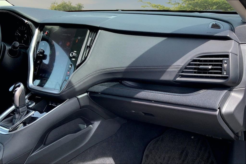 Certified 2025 Subaru Outback Premium AWD/4WD image 25