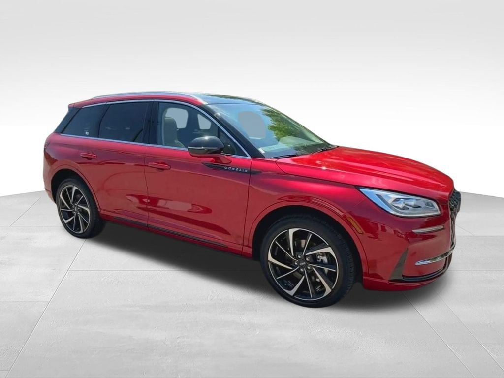 New 2024 Lincoln Corsair Grand Touring w/ Equipment Group 301A AWD/4WD image 2
