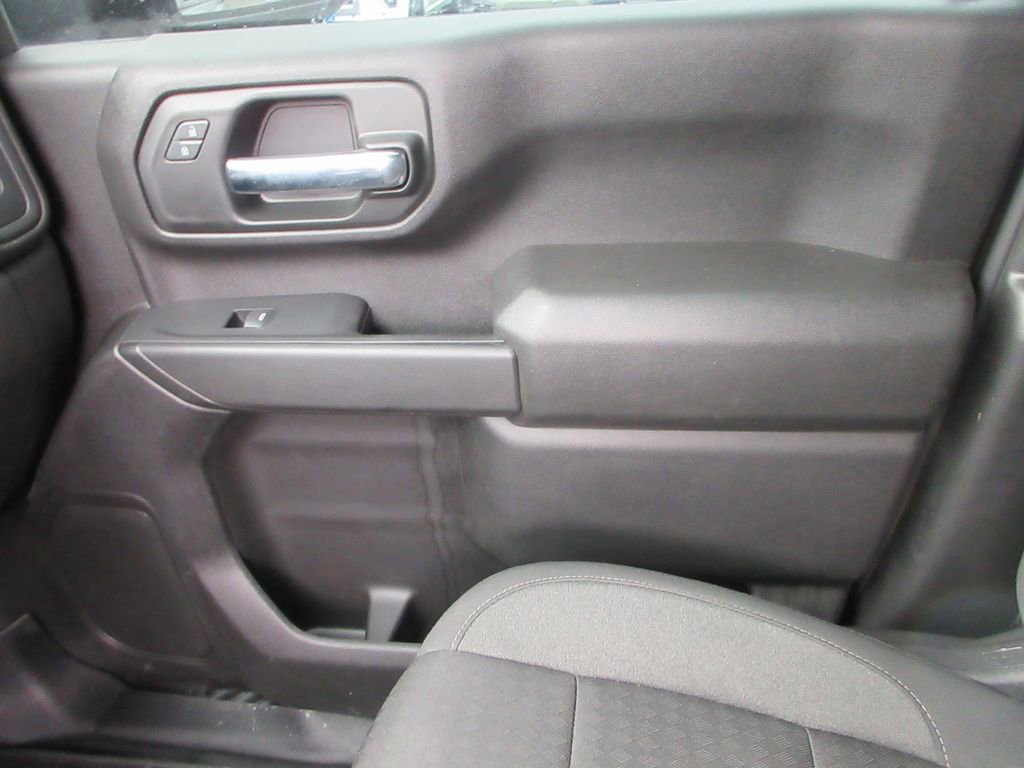 Certified 2023 GMC Sierra 3500 Pro w/ Convenience Package image 31