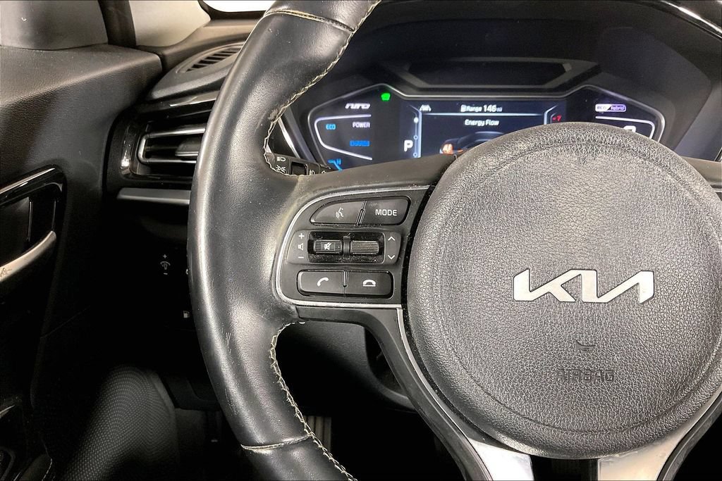Used 2022 Kia Niro Touring Special Edition FWD image 18