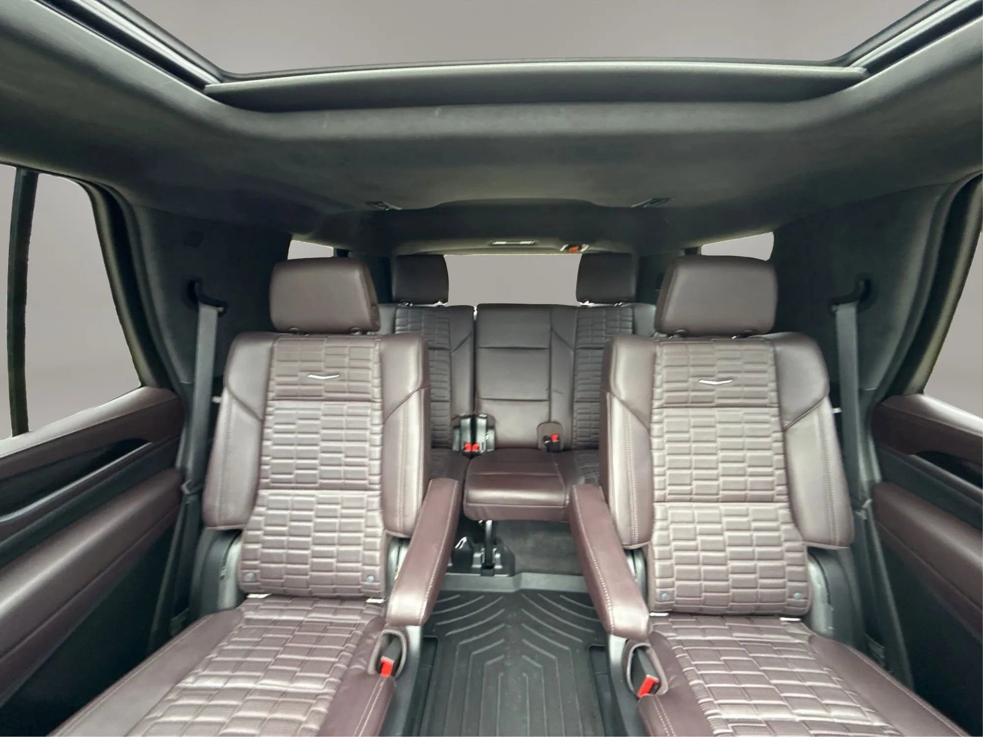 Used 2022 Cadillac Escalade Sport Platinum w/ LPO, ONYX Package image 33