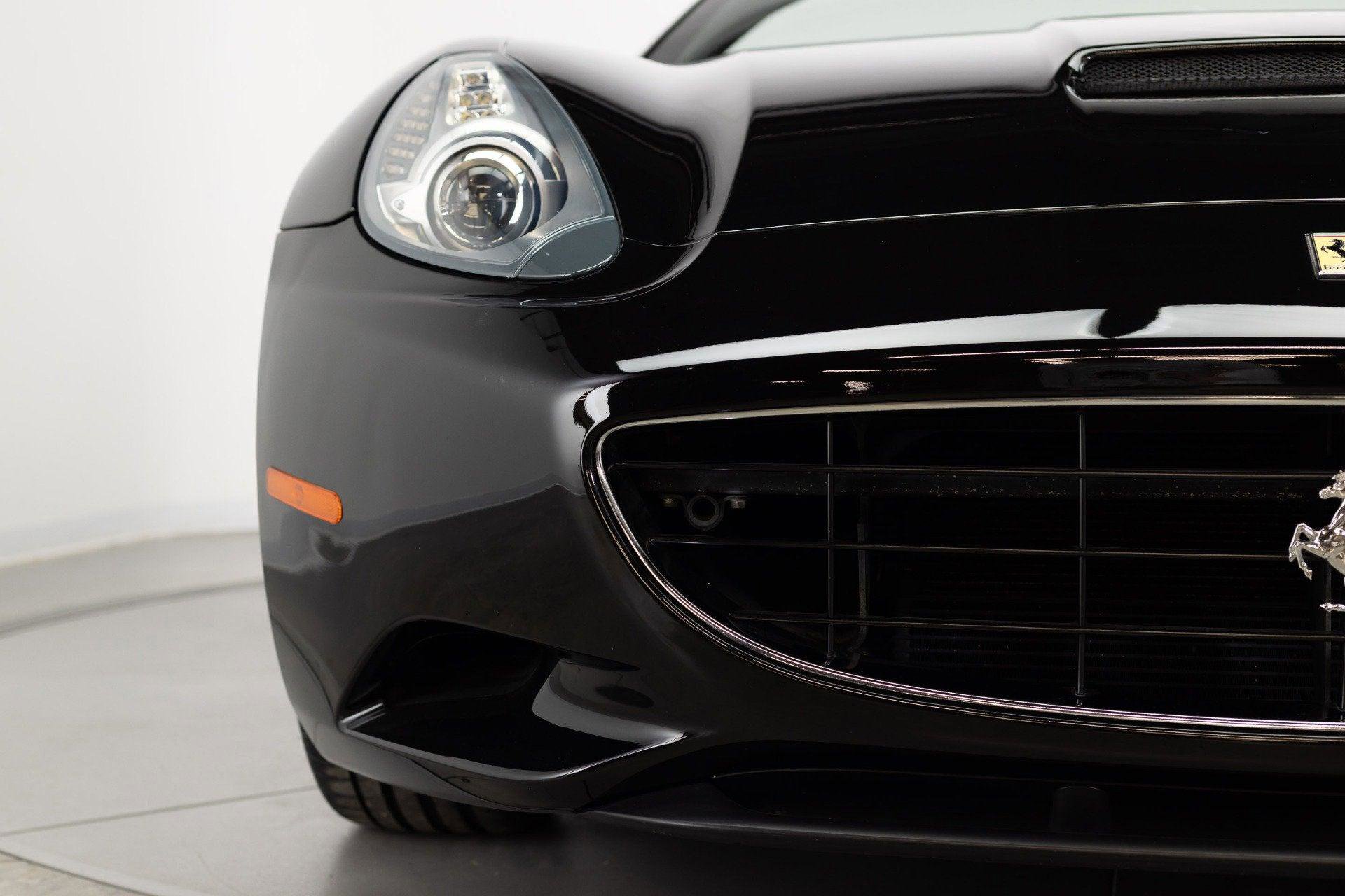 Used 2010 Ferrari California image 24