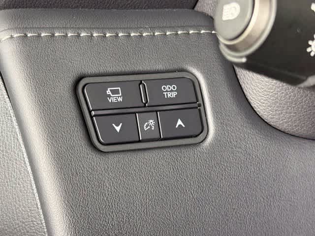 Used 2026 Lexus LX 600 F Sport w/ Accessory Package (Z1) AWD/4WD image 30