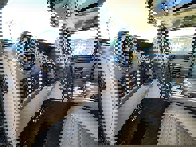 Used 2003 HUMMER H2 w/ Preferred Equipment Group image 16