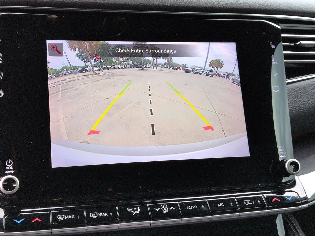 Used 2024 Jeep Wagoneer 4WD image 16