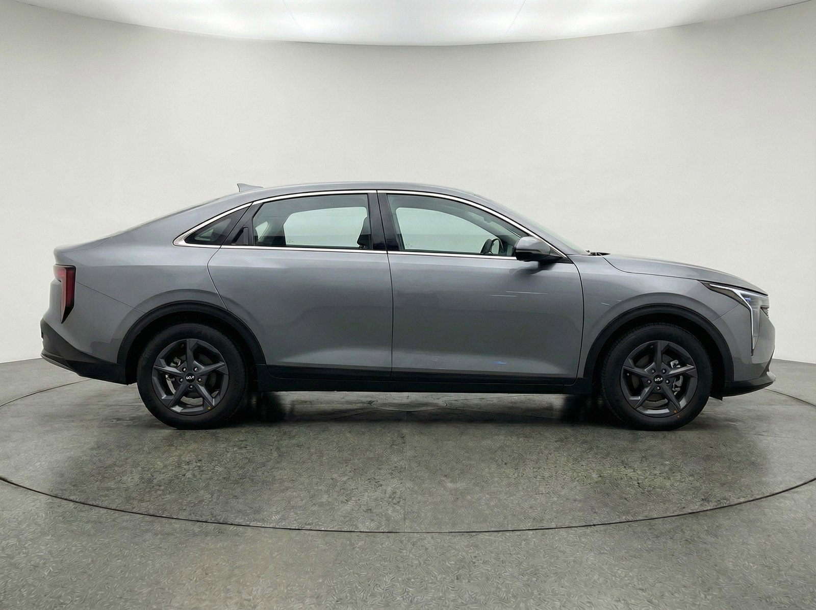 Used 2025 Kia K4 FWD image 11