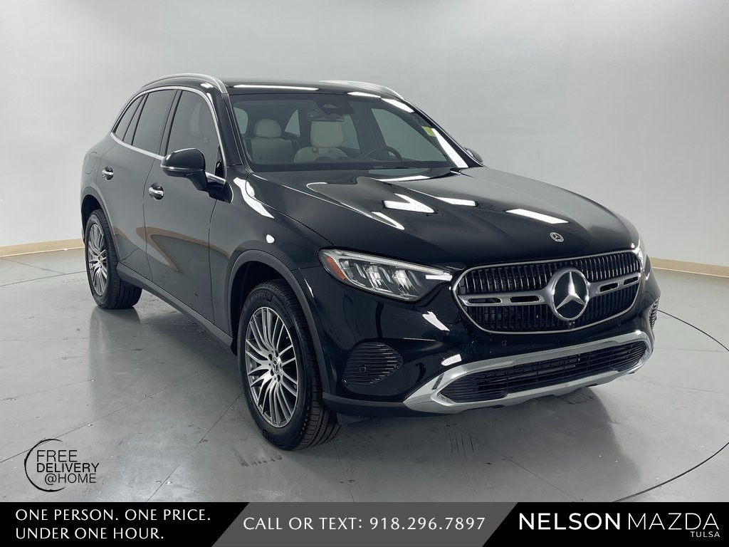 Used 2024 Mercedes-Benz GLC 300 4MATIC image 4