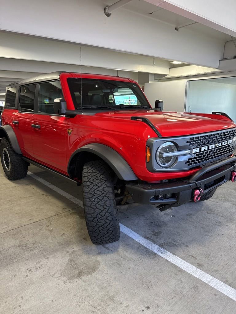 Used 2023 Ford Bronco Badlands AWD/4WD image 3