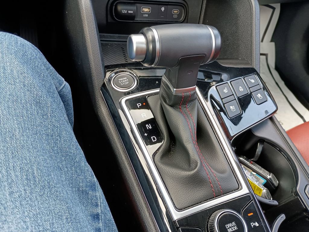 Used 2024 Kia Sportage SX image 23