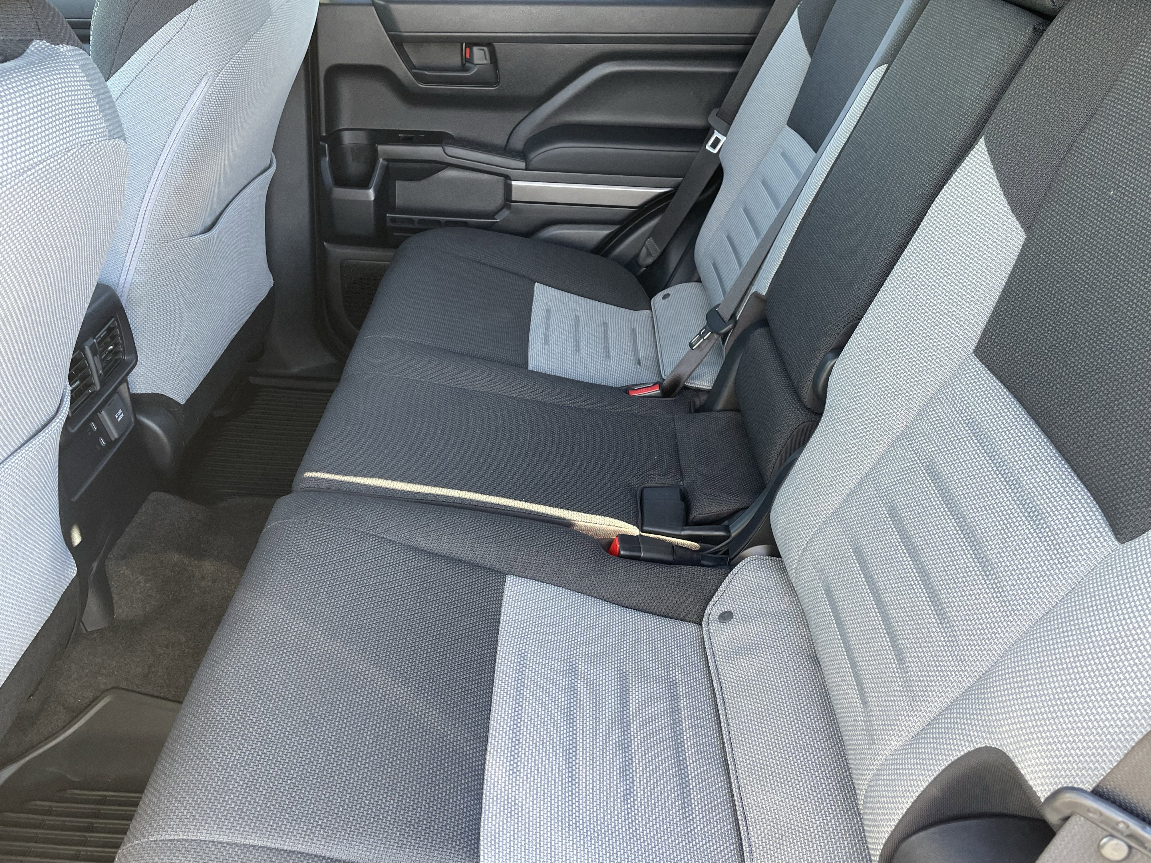 Used 2025 Toyota 4Runner TRD Off-Road image 16