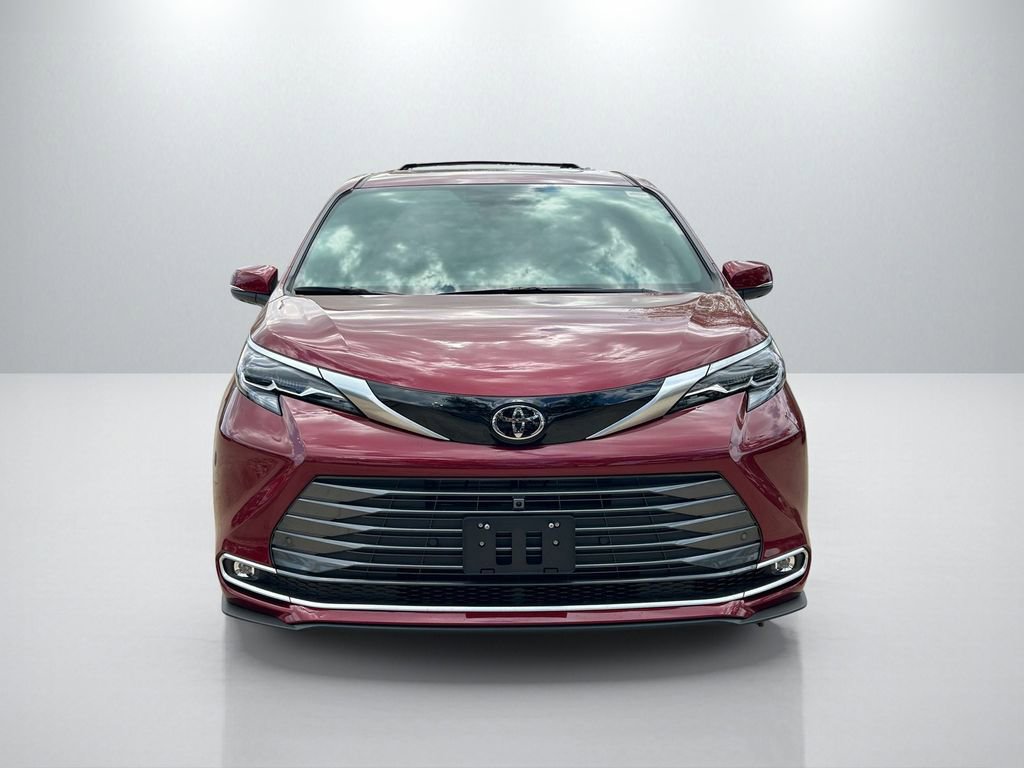 New 2026 Toyota Sienna Platinum image 2