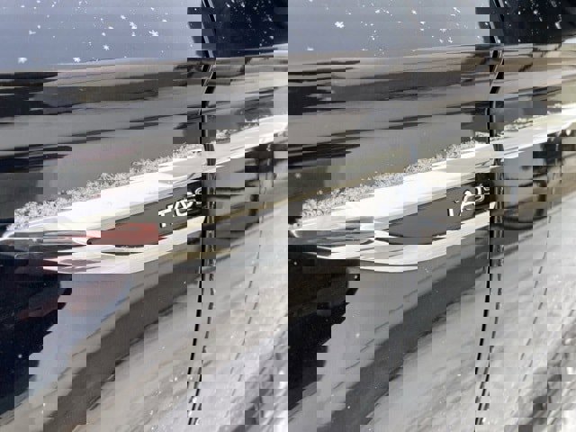 Used 2022 Volkswagen Taos S image 9