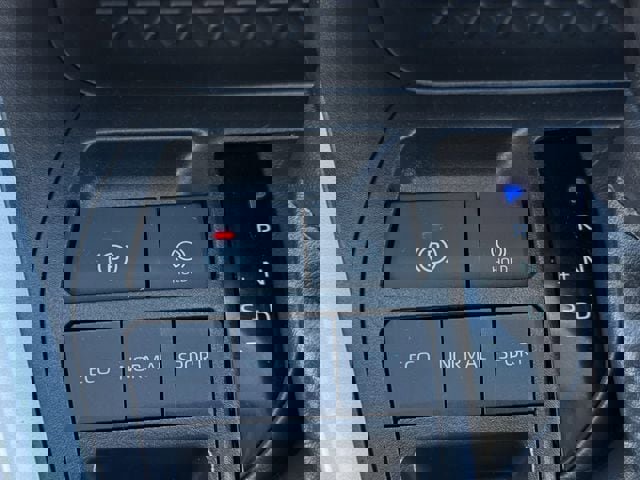 Used 2024 Toyota RAV4 XLE image 21