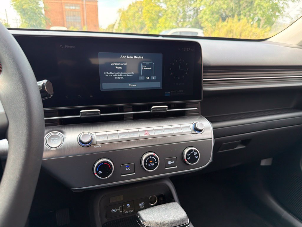 New 2027 Hyundai Kona SE AWD/4WD image 23
