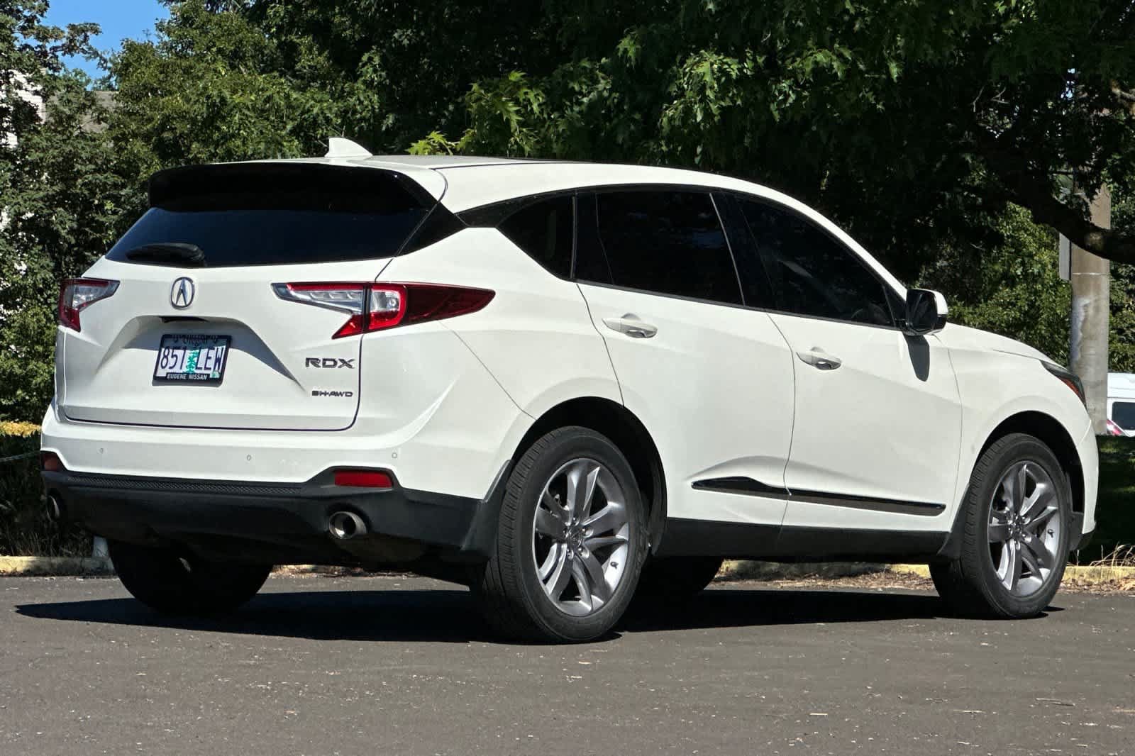 Used 2019 Acura RDX AWD w/ Advance Package image 2